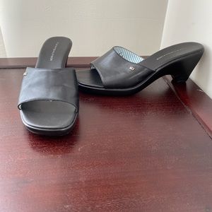Tommy Hilfiger black slip on sandals